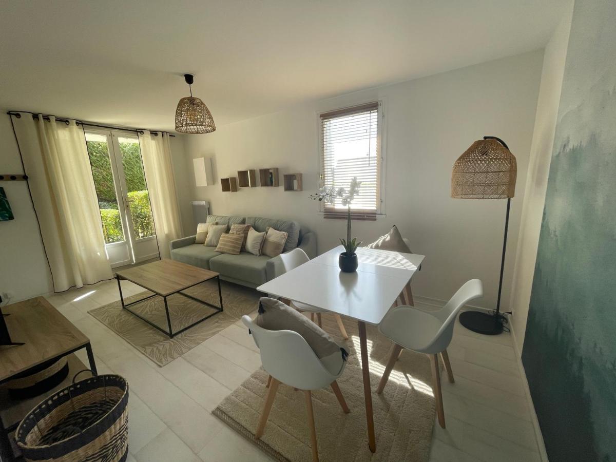 דירות Le Plein Soleil, Appt 2 Pieces Terrasse, 600 M De La Plage De Blonville Sur Mer מראה חיצוני תמונה